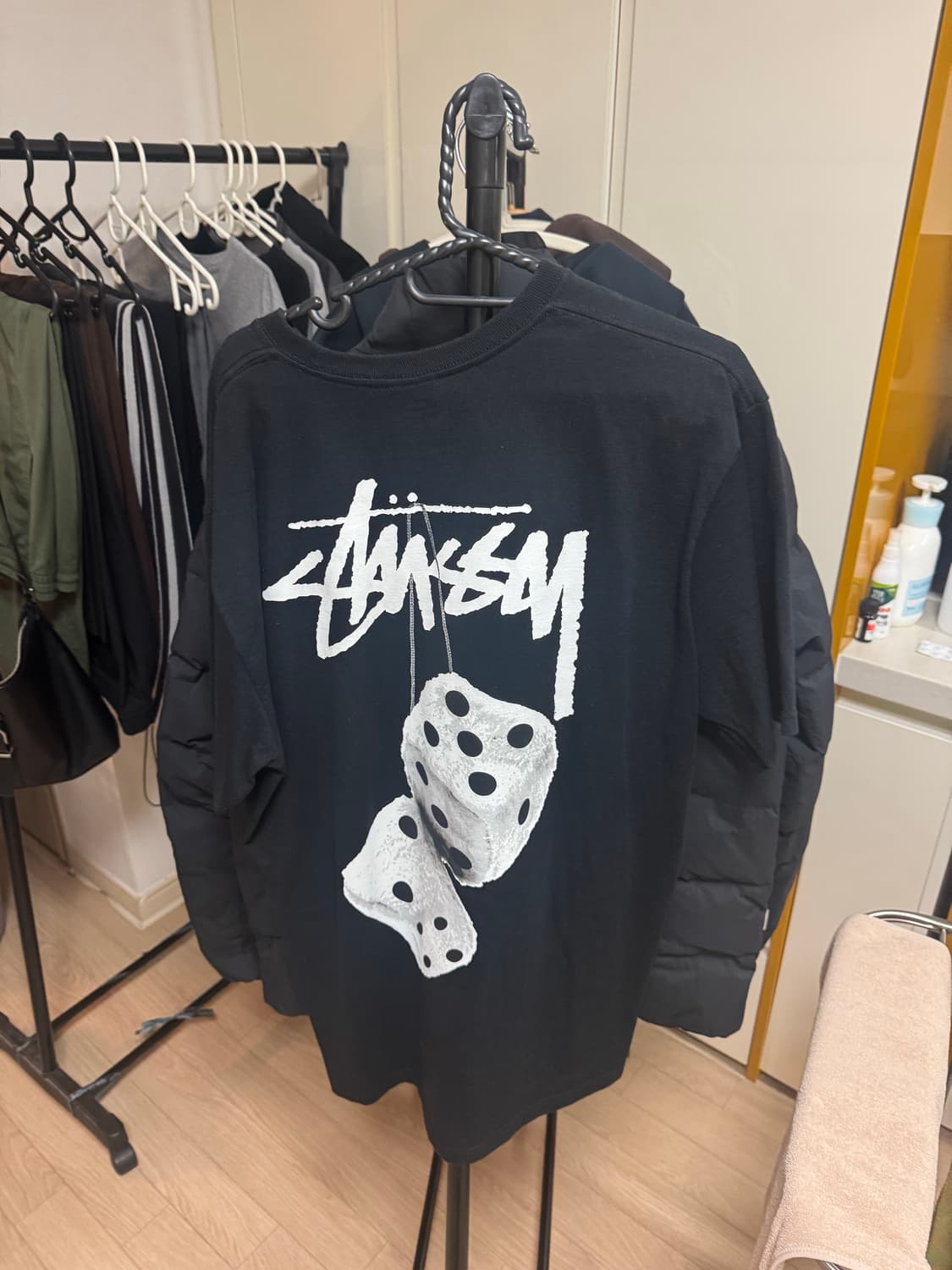 스투시 다이스 반팔 블랙 L 사이즈 팔아요 상품이미지1