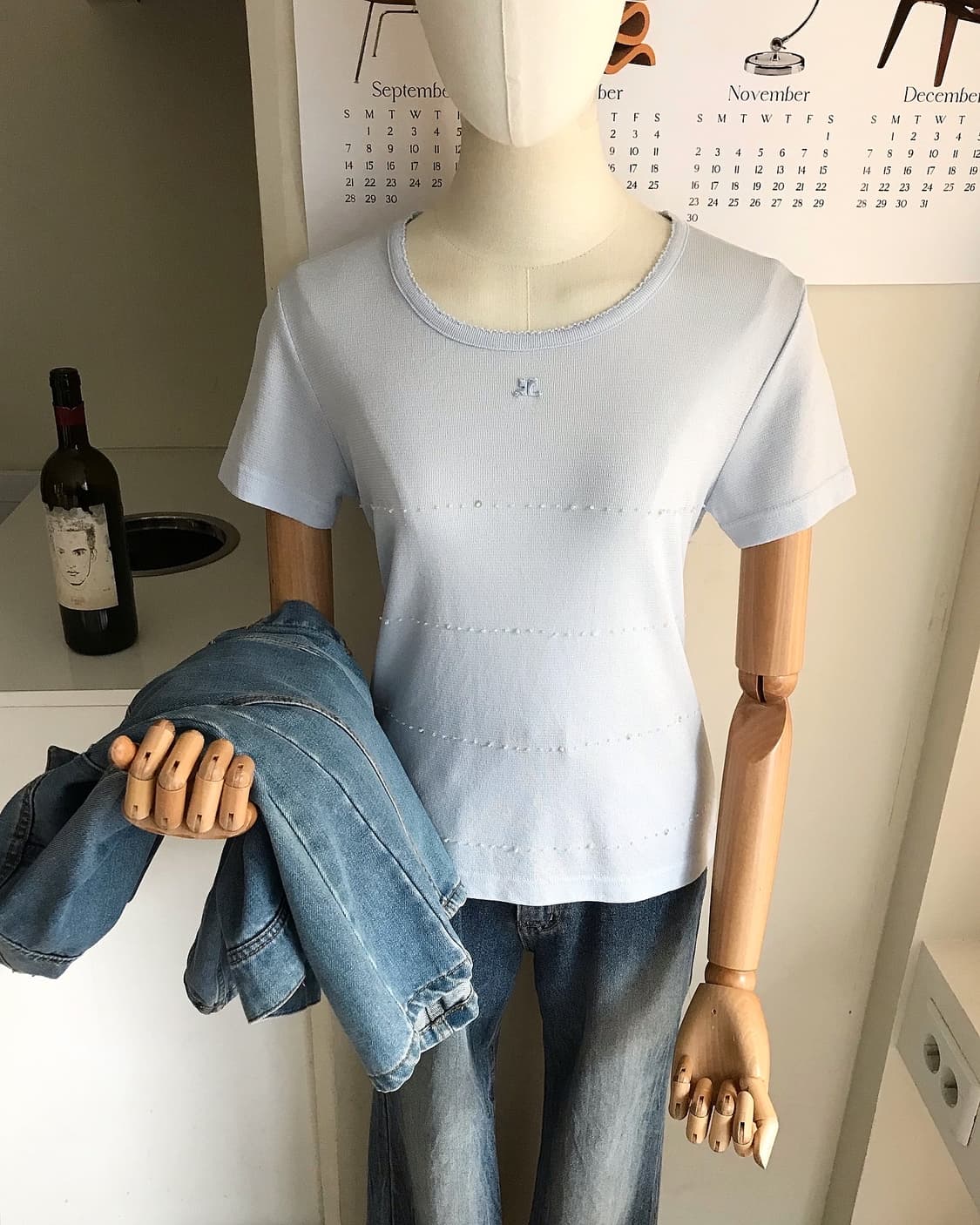 꾸레쥬 로고 반팔티 상품이미지1