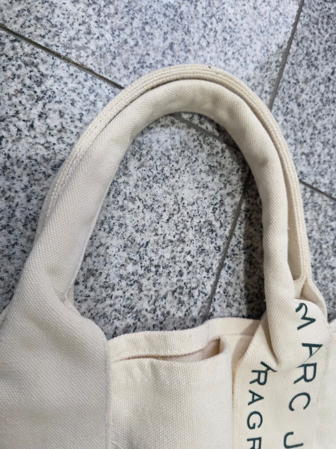 마크제이콥스 에코백 상품이미지2