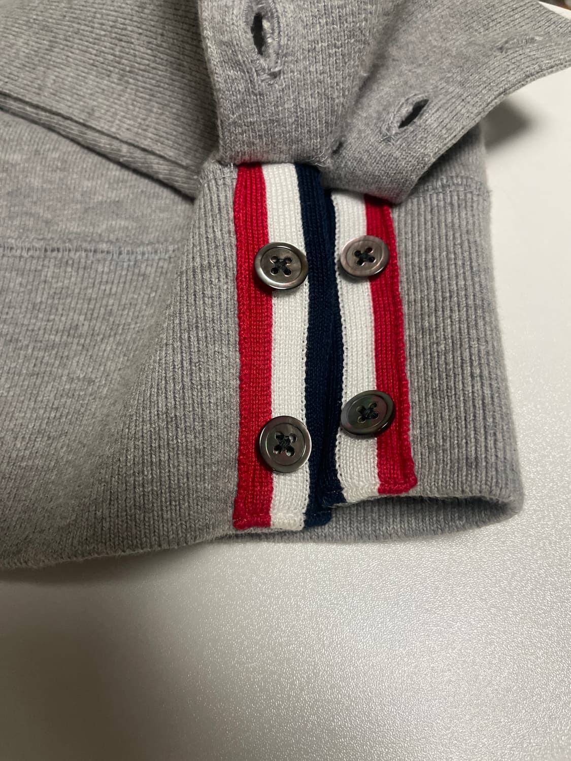 정품 톰브라운 사선완장 맨투맨 그레이 2사이즈 상품이미지5