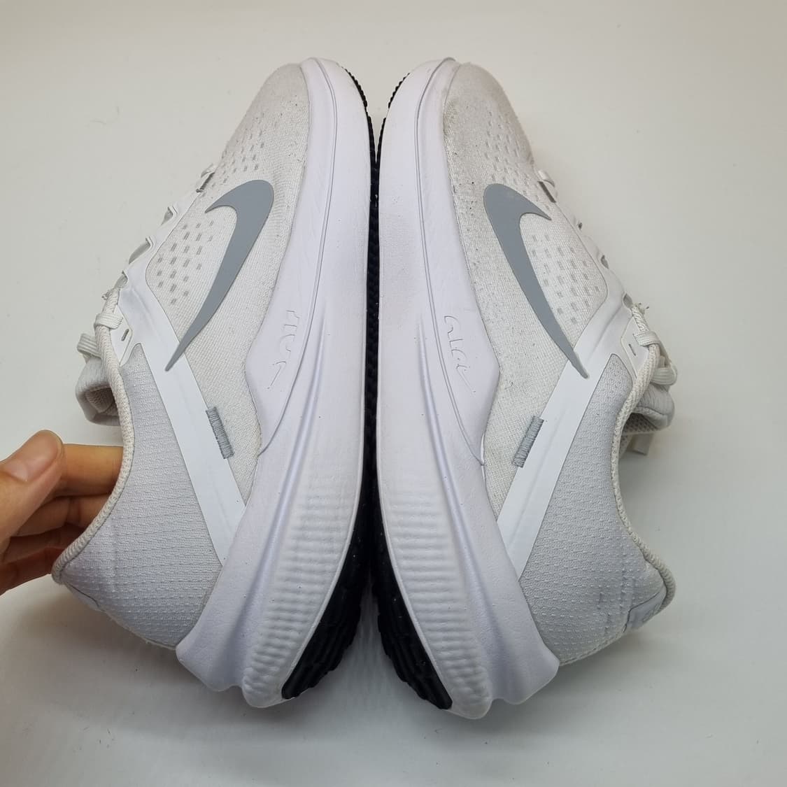 나이키 윈플로10 남성운동화265. 상품이미지5