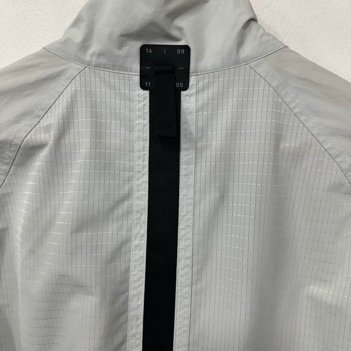 나이키 반집업 바람막이 상품이미지7