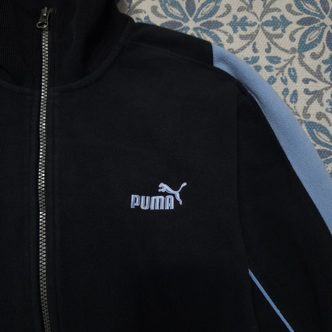PUMA JP 블랙 스카이블루 라이닝 스펠아웃 플리스 후리스 집업 자켓 상품이미지6