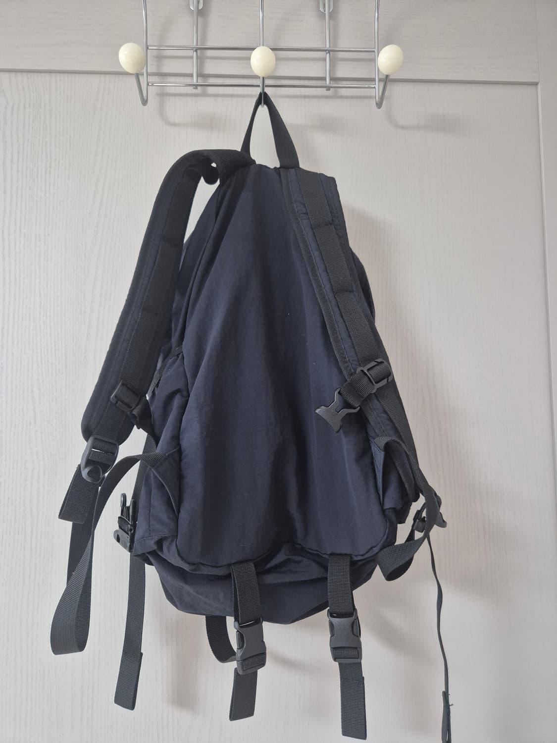 Smoothmood 스무드무드 x 에메모가든 콜라보 백팩 네이비 상품이미지3