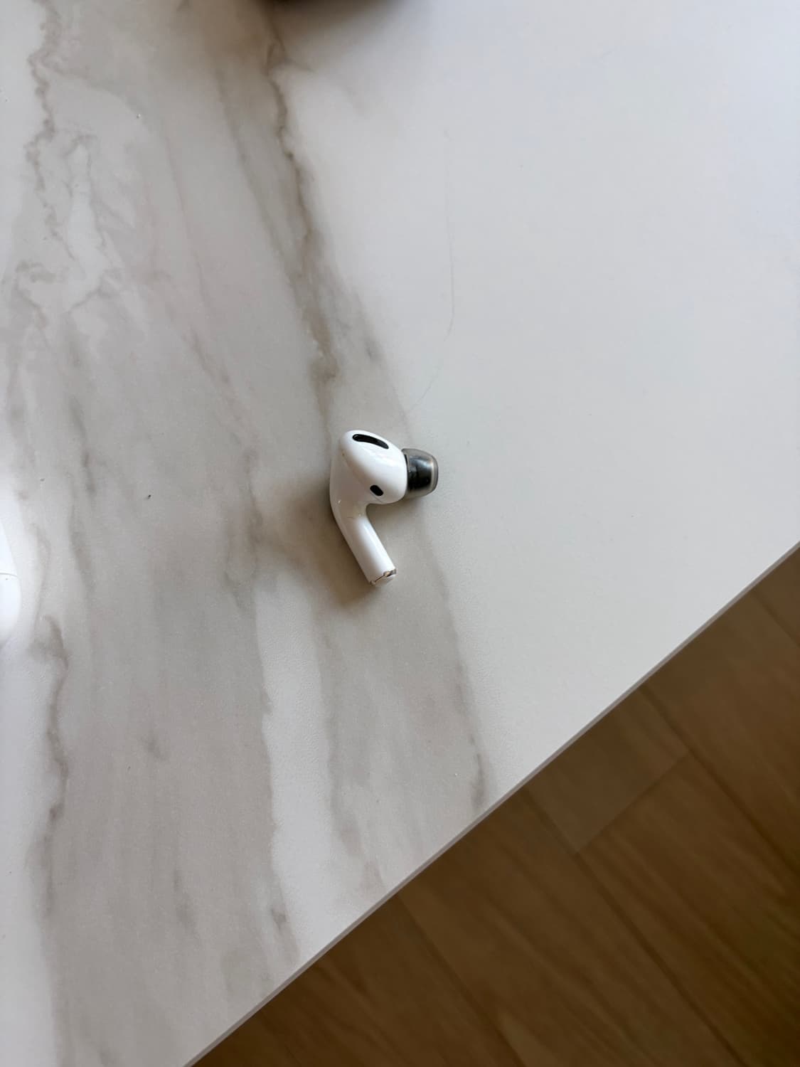 에어팟프로1 왼쪽유닛 상품이미지1