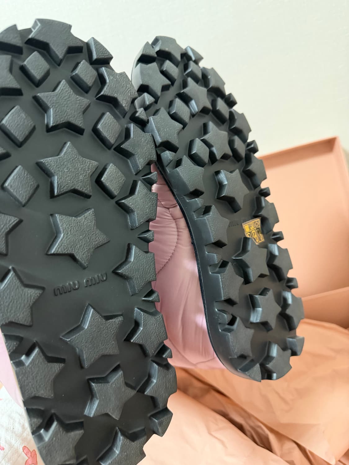 미우미우 패딩부츠 35.5사이즈 새상품 핑크 상품이미지3