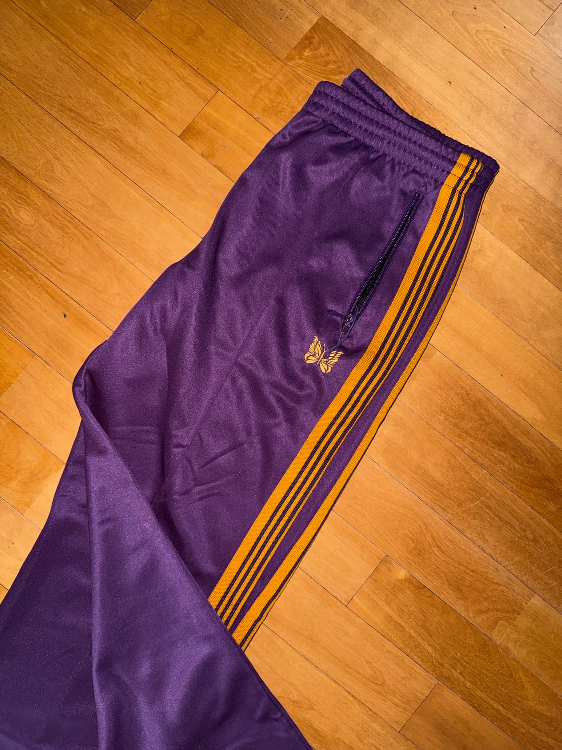 니들스 트랙팬트 상품이미지3