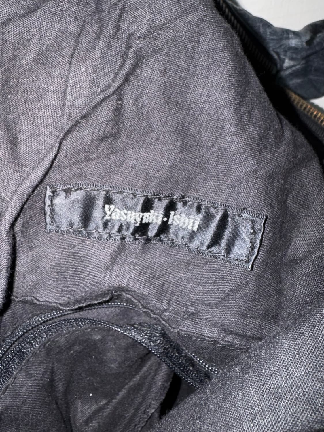 야스유키 이시이 가죽 크로스백 상품이미지3