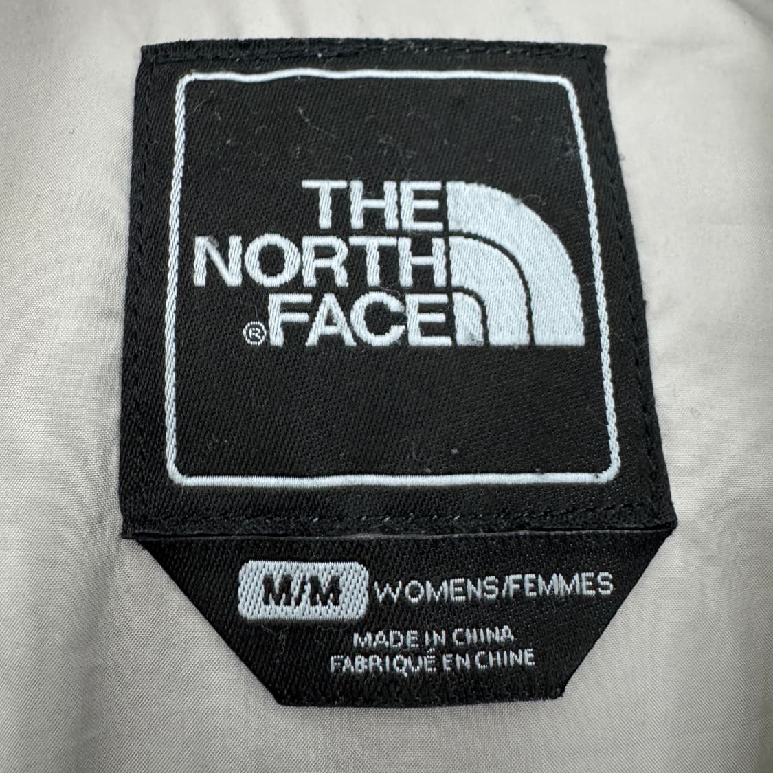 노스페이스 화이트 눕시 푸퍼 경량 패딩 상품이미지7