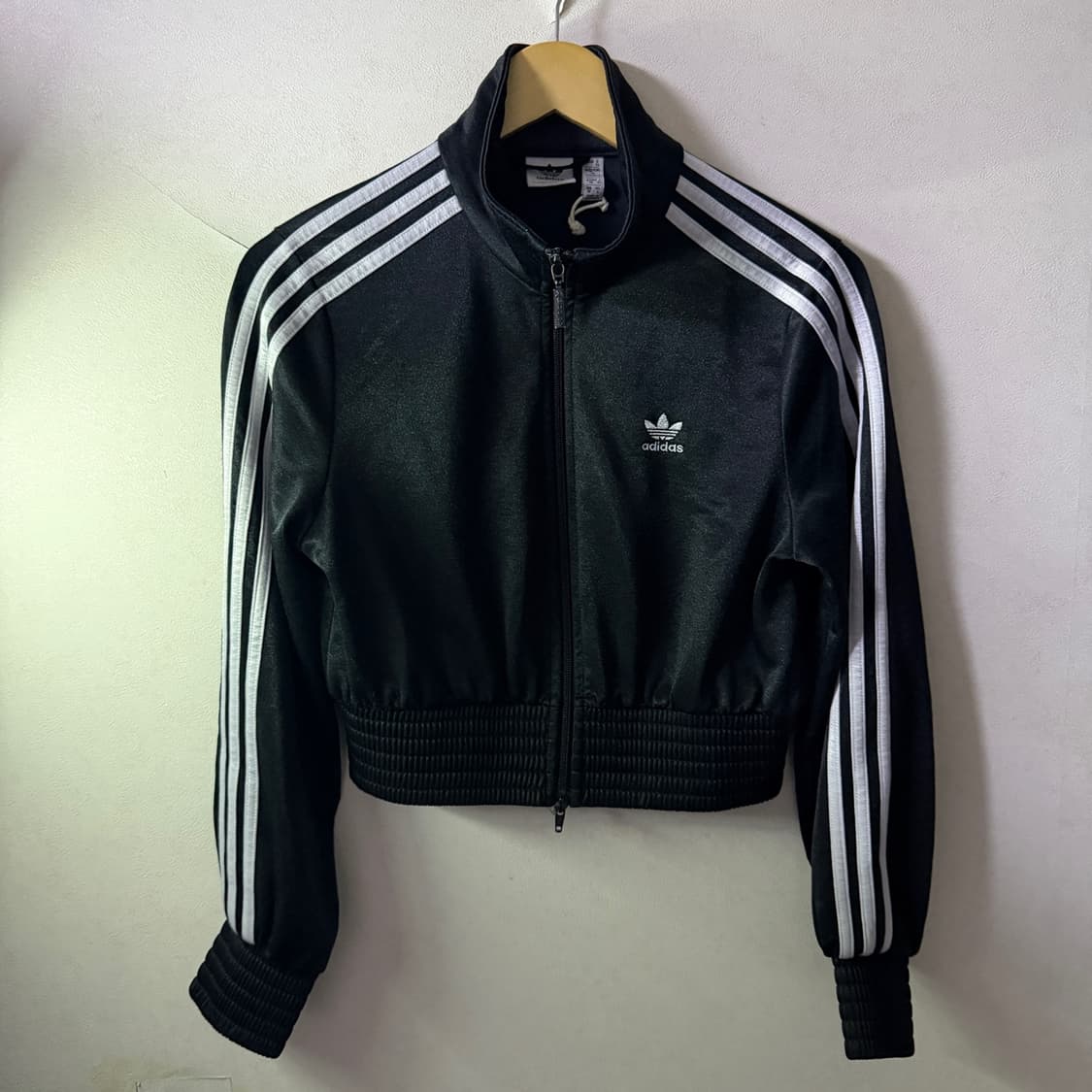 아디다스 슈퍼스타 삼선 크롭 트랙탑 M (여성 55 정도) 상품이미지1