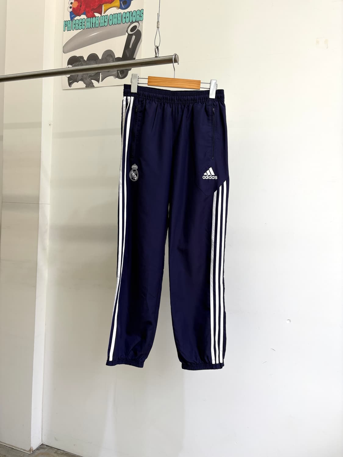 ADIDAS 트랙팬츠 상품이미지1