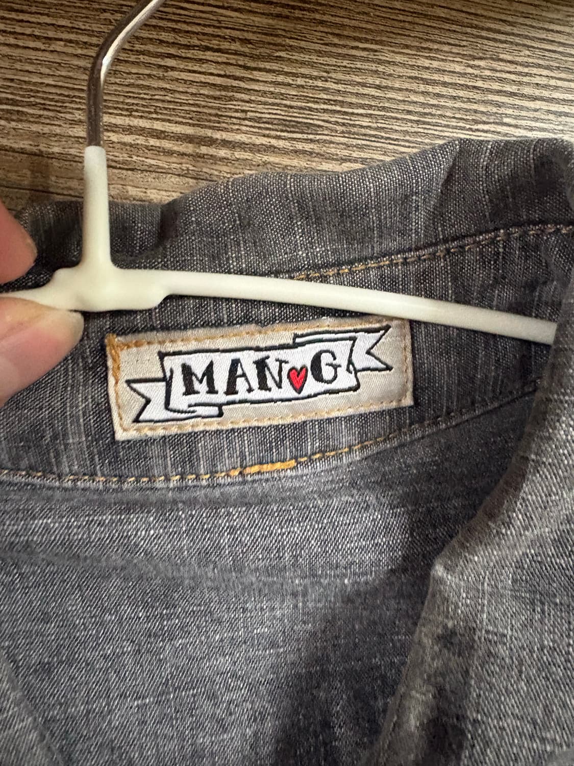 만지 흑청데님 셔츠 상품이미지3