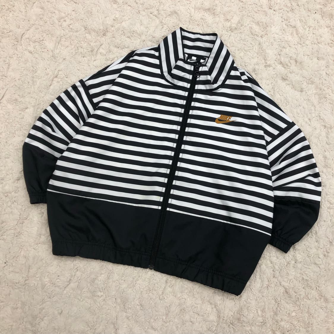 나이키 스트라이프 바람막이 자켓 상품이미지1