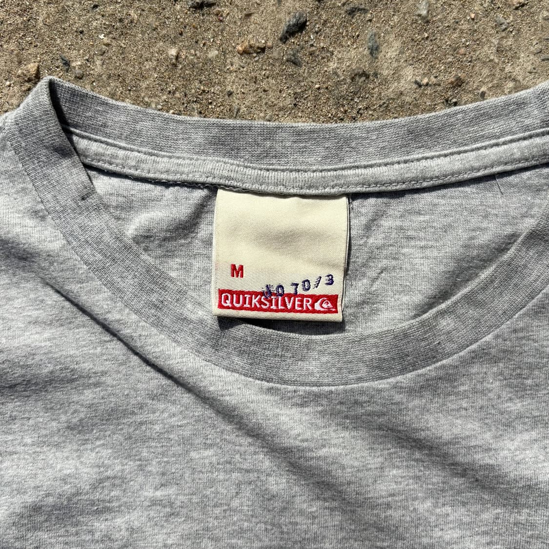 (M) 90s 퀵실버 백 프린팅 그레이 반팔 티셔츠 상품이미지4