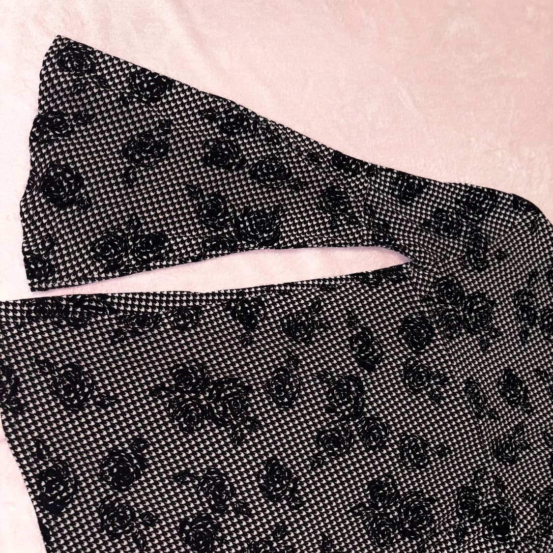 하운드투스 벨 슬리브 로즈 미니 원피스 상품이미지4