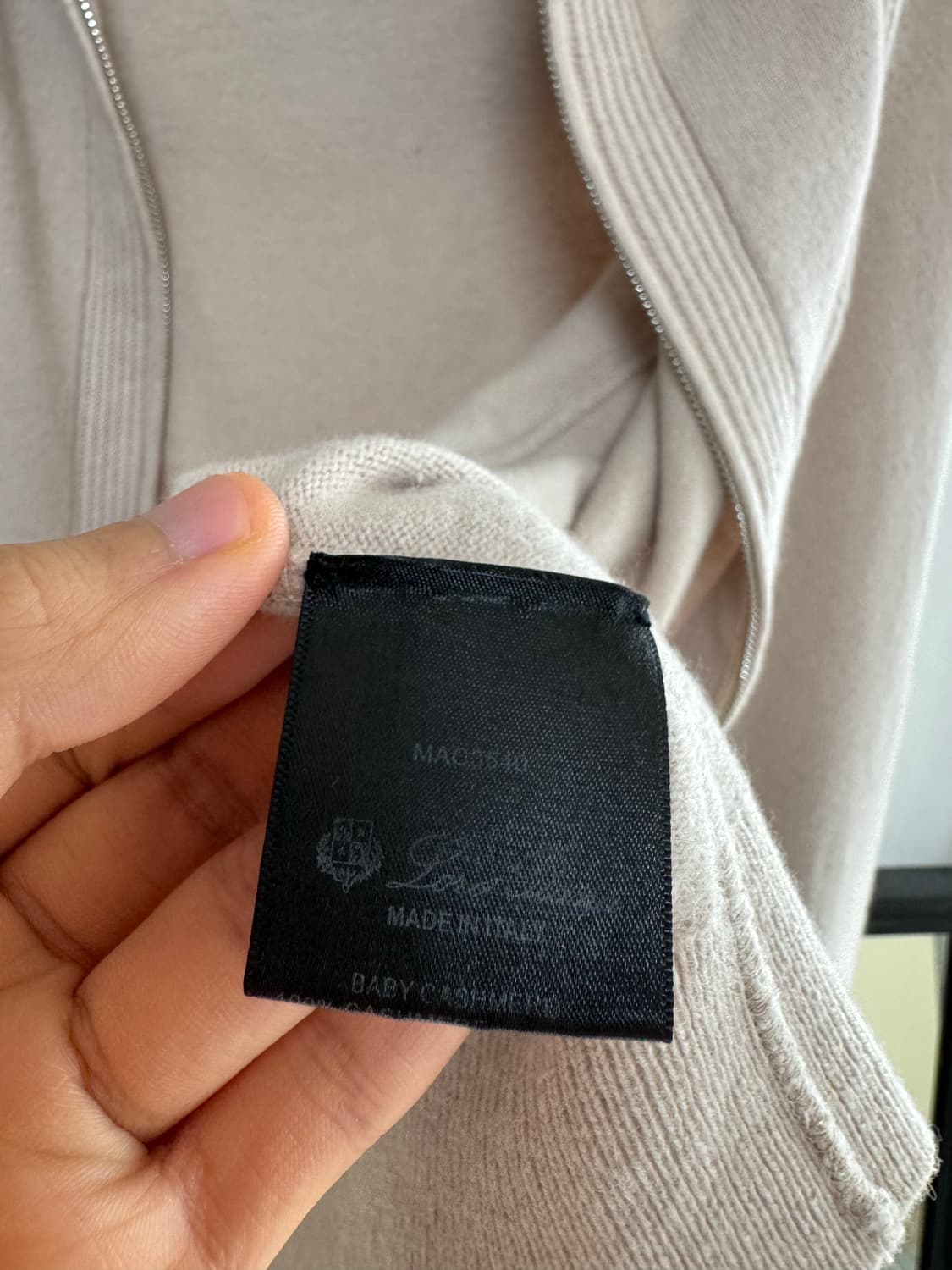 로로피아나 니트 후드집업 상품이미지6