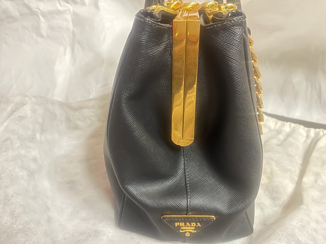프라다 사피아노 닥터 골드 버클 토드백 상품이미지7