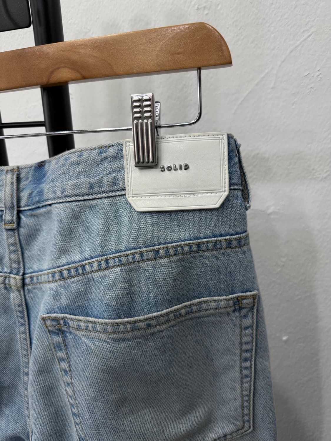 정품) 솔리드옴므 23ss 연청 데님 청바지 46 상품이미지6