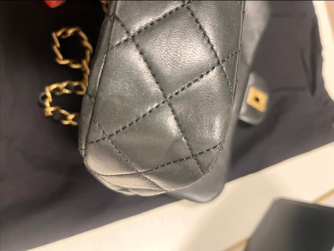 정품/풀셋] 샤넬 14번대 발렌타인 참 한정판 클래식 플랩백 (미디엄) 상품이미지5