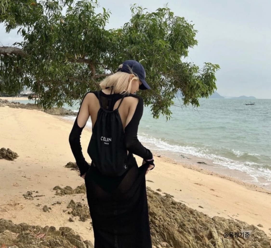 (김지원, 리사 착용)셀린느 스트링 백팩 스트링백 드로우스트링백 상품이미지1