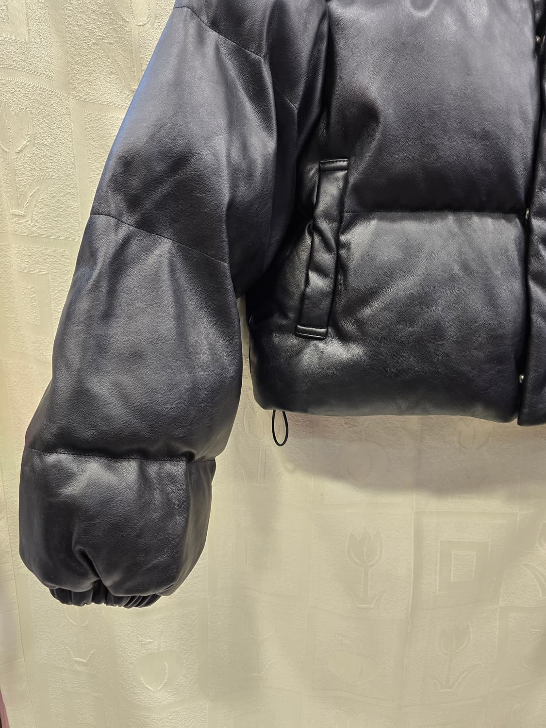 블랙업 레더 크롭 패딩 점퍼 프리사이즈 상품이미지4