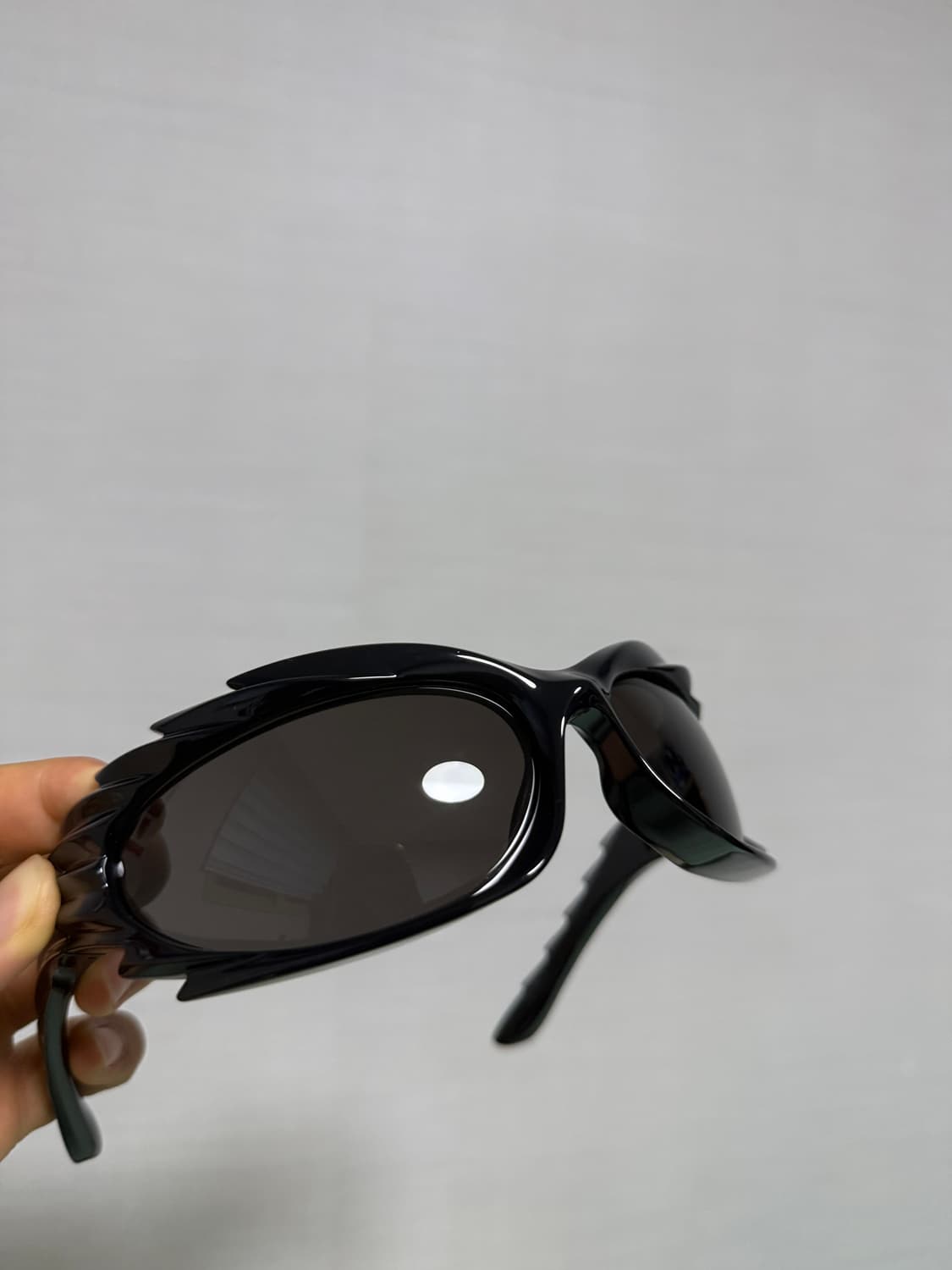 발렌시아가 스파이크 렉탱글 유일 매물 상품이미지5