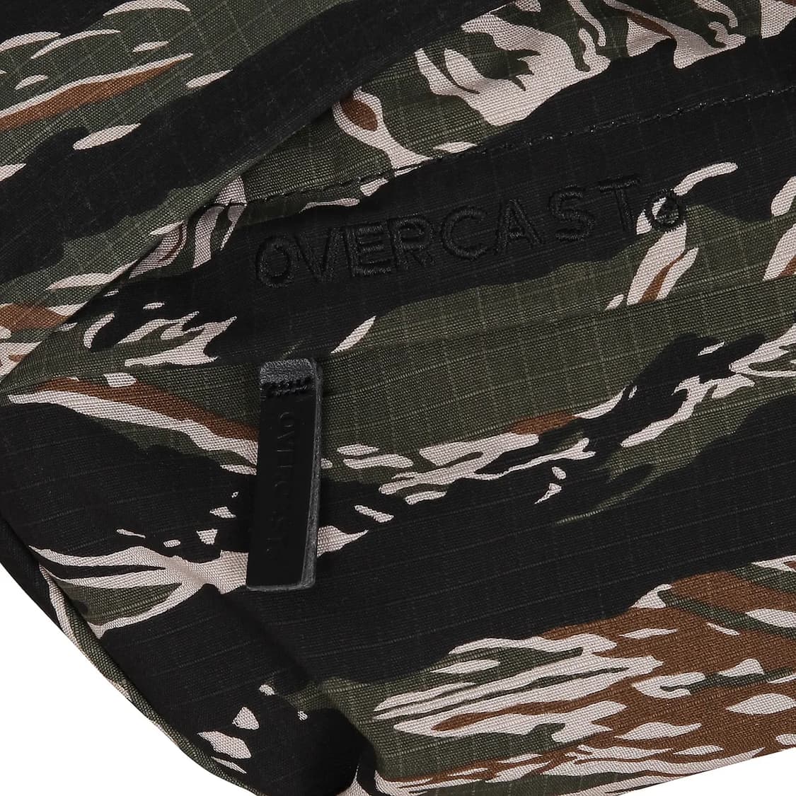 오버캐스트 타이거 카모 슬링백 웨이스트백 상품이미지3