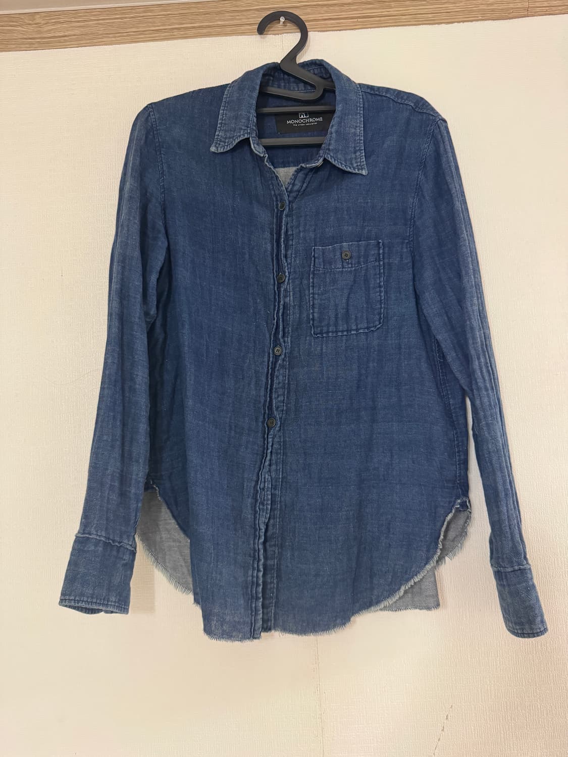 모노크롬 인디고 워시드 셔츠 상품이미지1