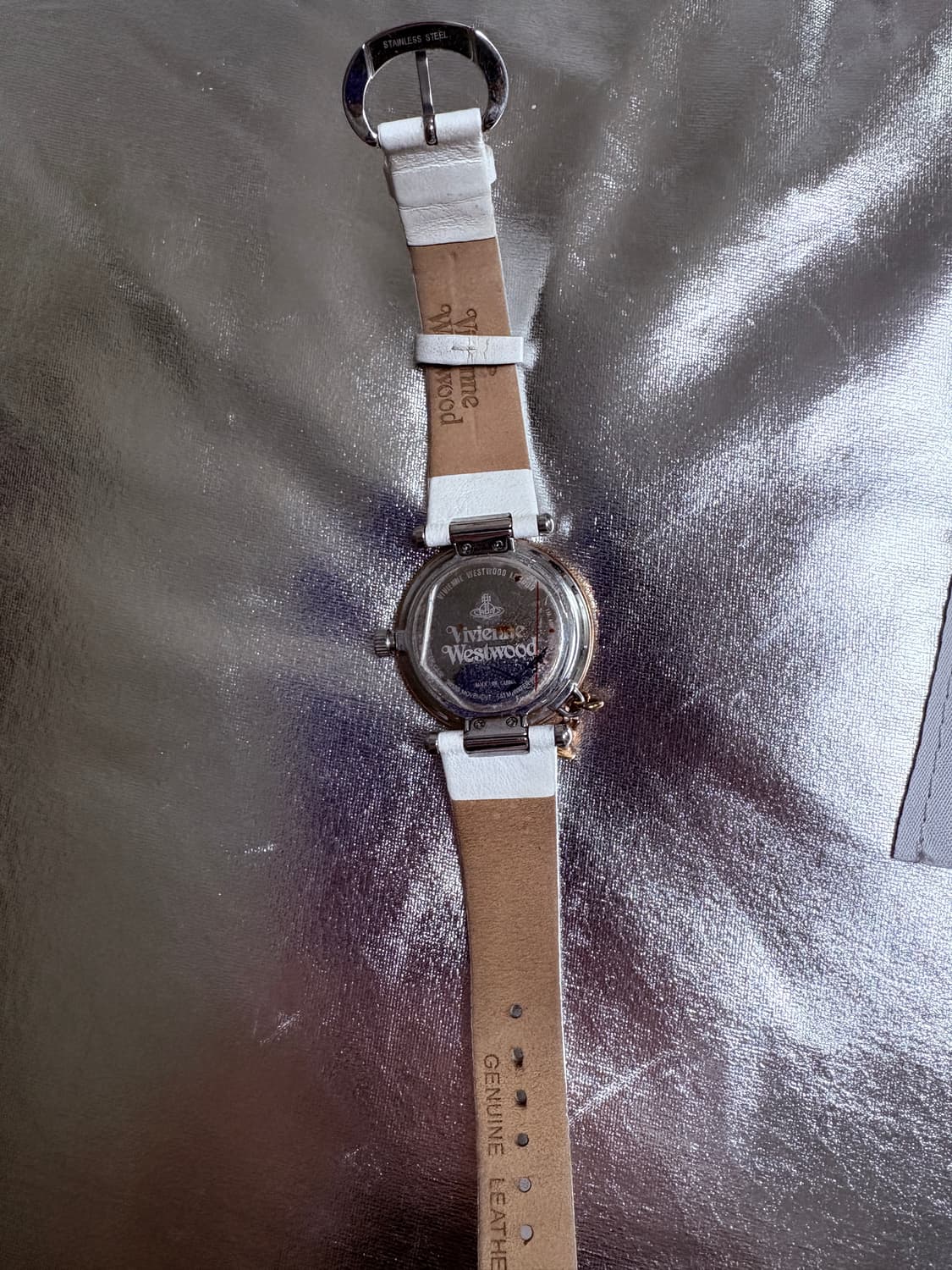 비비안웨스트우드 가죽시계 상품이미지4