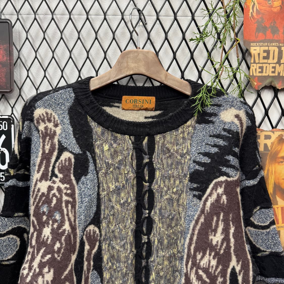 90s ITA VINTAGE 울 니트 사이드 호랑이 자수 포인트 블랙 상품이미지3