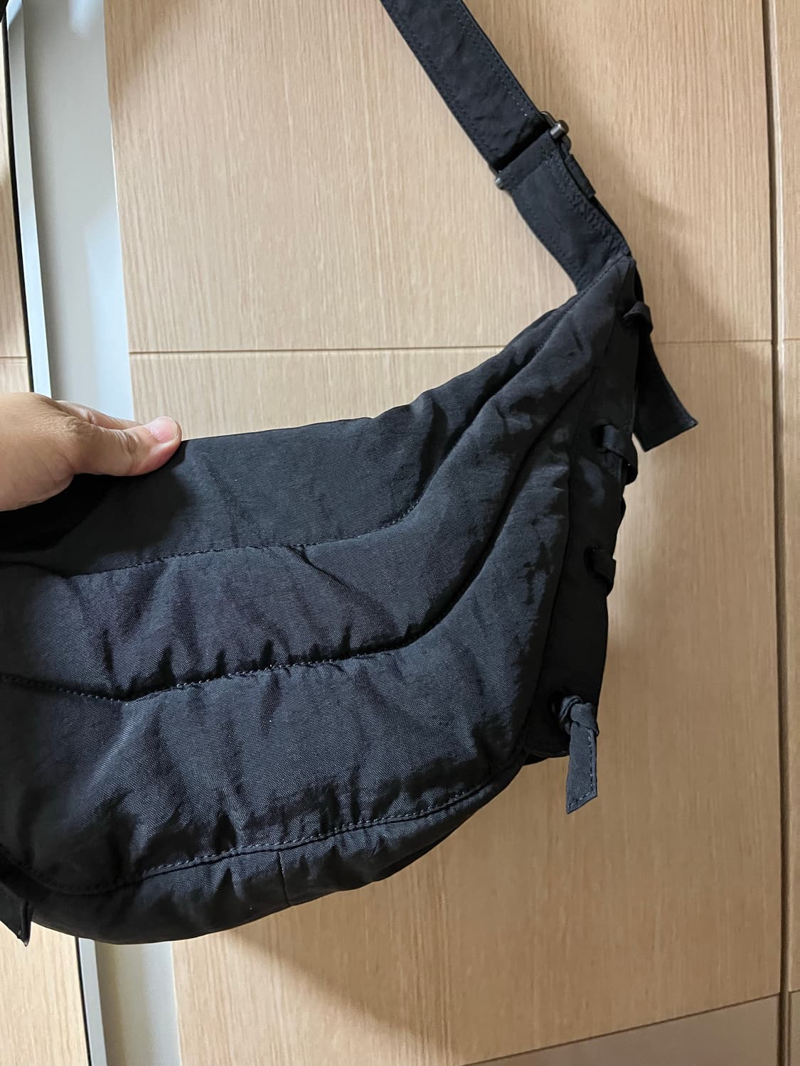 르메르 게임백 스몰 다크초코 팝니다 상품이미지6