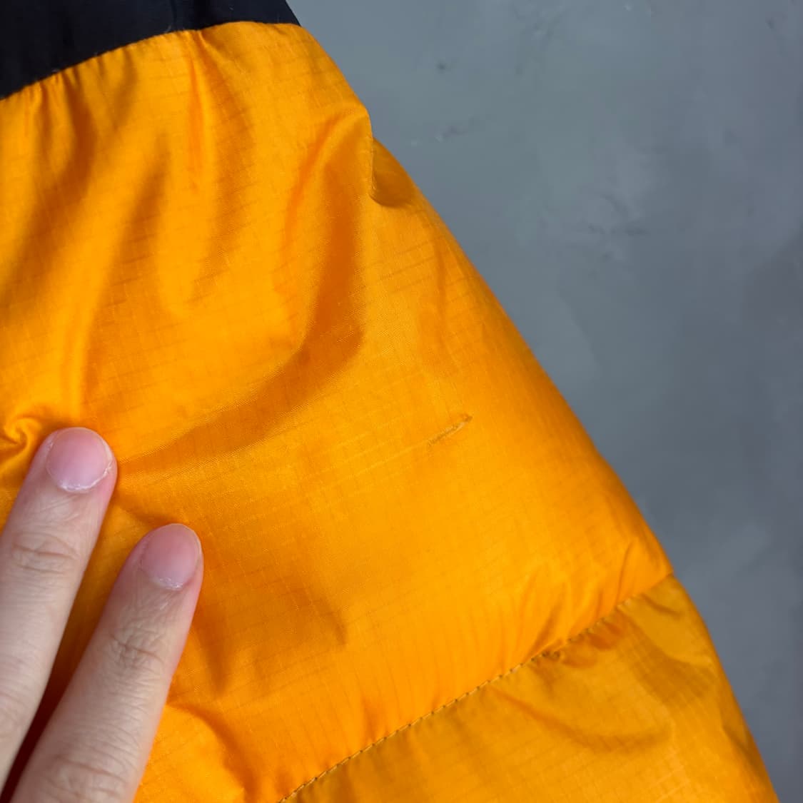 노스페이스 700 써밋 윈드스토퍼 구스다운 패딩 노랑 상품이미지4