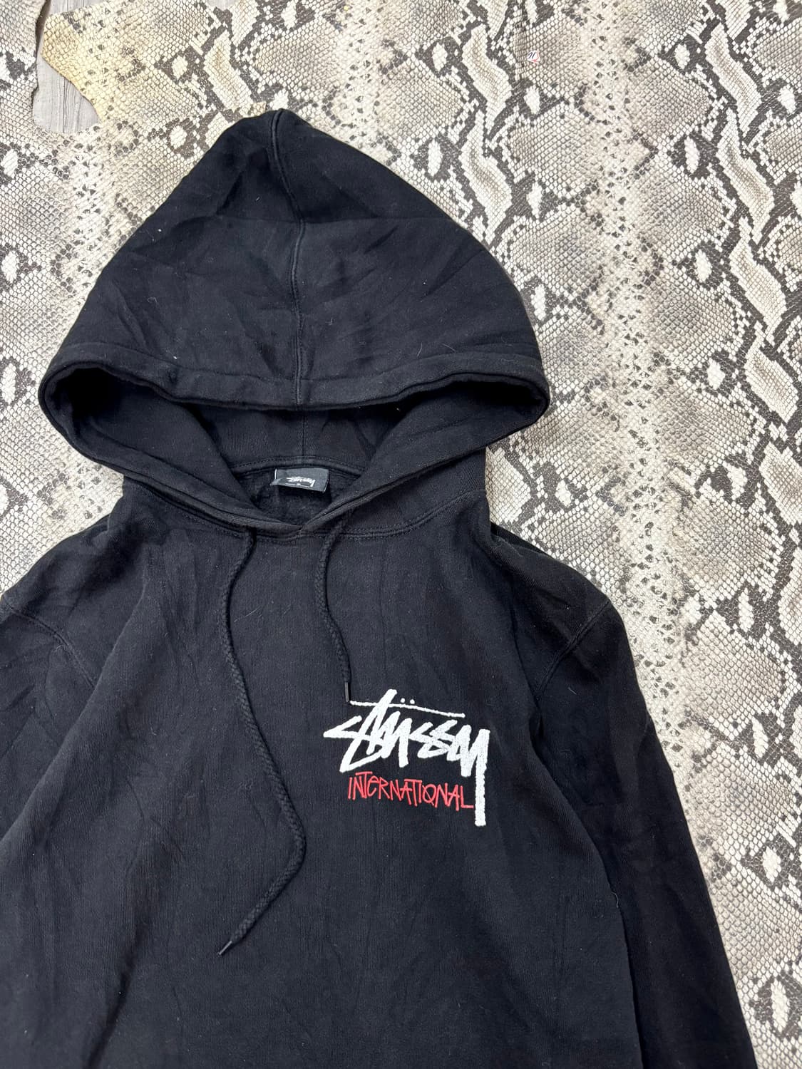 “Stussy”International Stussy Black Hoode 상품이미지4