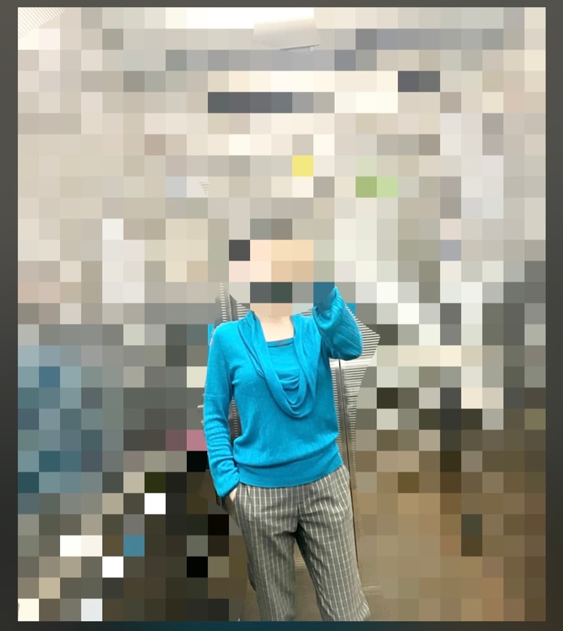  아놀드바시니ㅡ 블루컬러 여성 상의 호칭90/새거수준/1회착용 상품이미지2