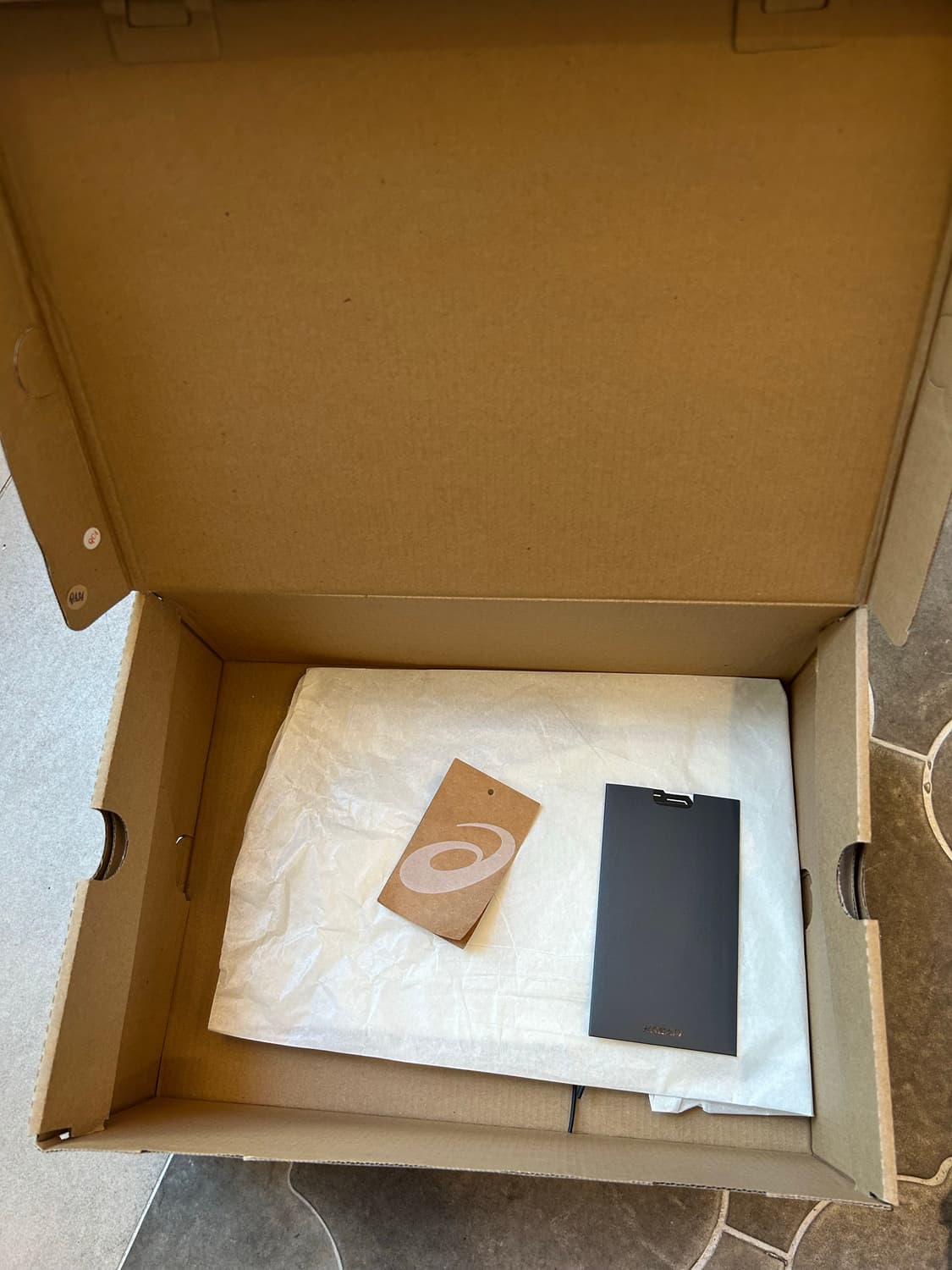 아식스x비비안웨스트우드 콜라보 젤 카야노 상품이미지9