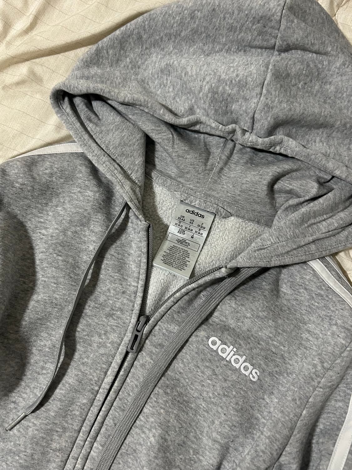 아디다스 에센셜 후드집업 상품이미지3