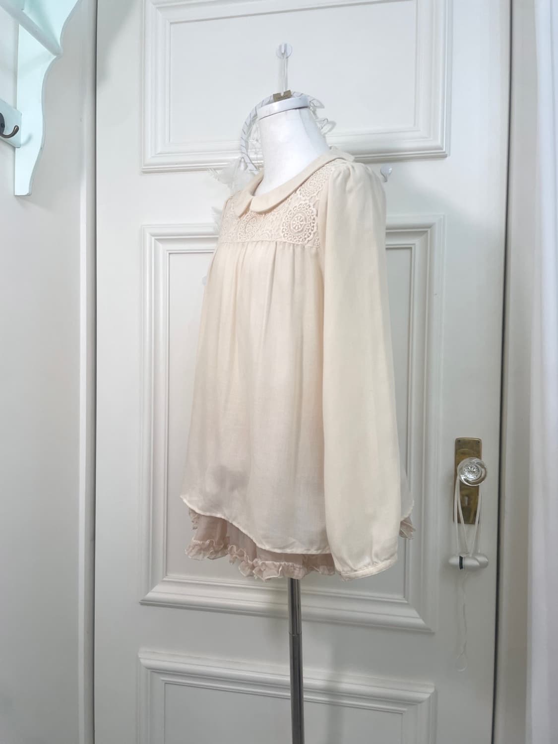 EHKA SOPO butter lace trim collar blouse 상품이미지2