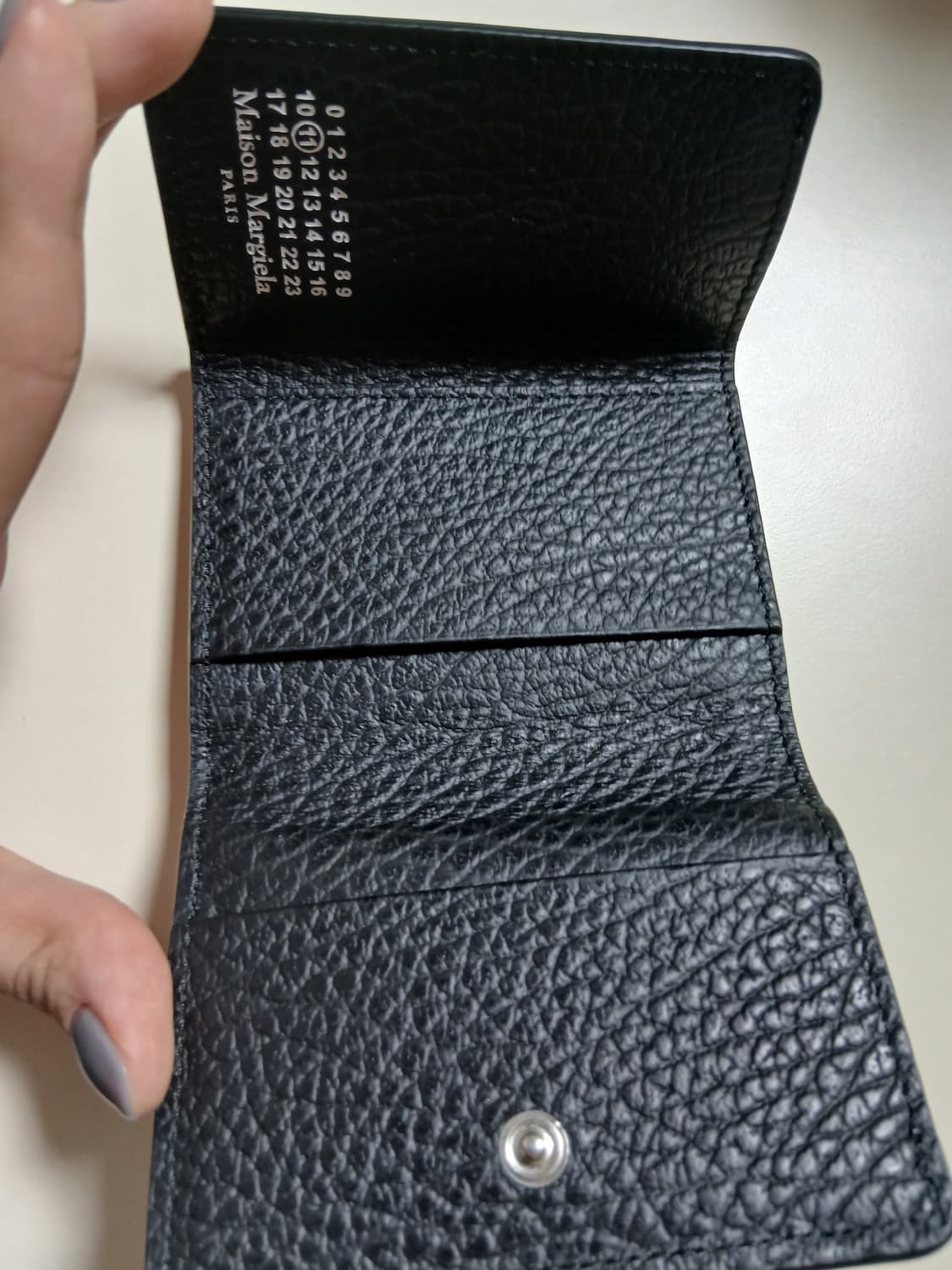 메종마르지엘라 반지갑 판매합니다 상품이미지3