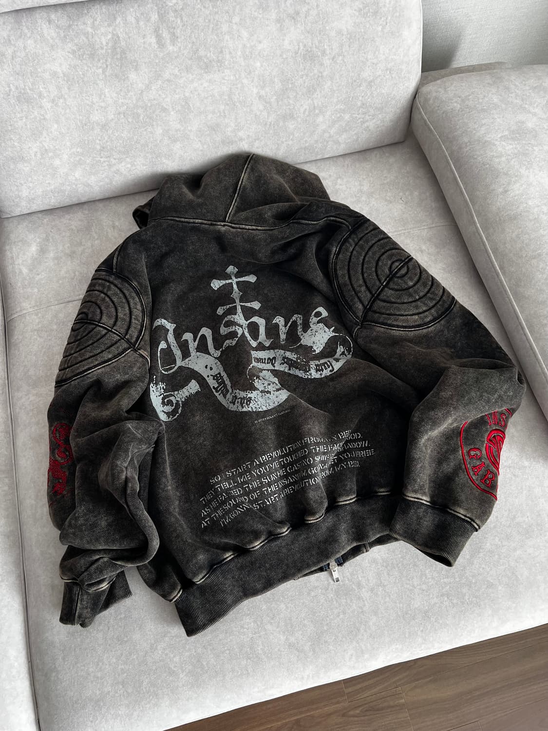 인세인개러지 숄더 패디드 후드집업 상품이미지2