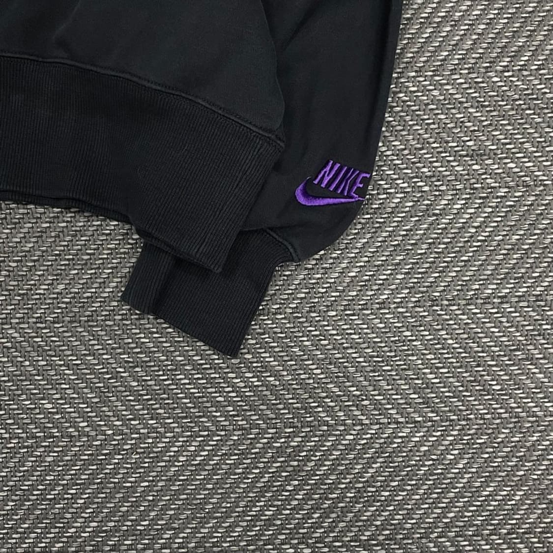 나이키 로고 패치 맨투맨 v0230 상품이미지4