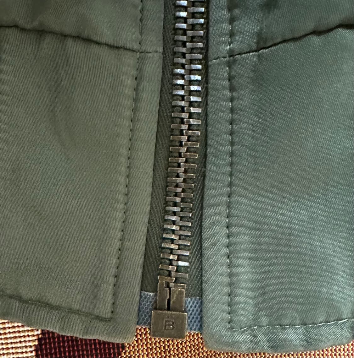 [ M ] 발렌시아가 크롭 봄버 카키 상품이미지4