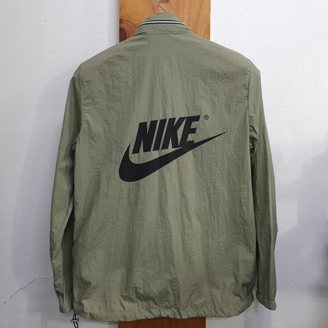 나이키 카키색 후드 바람막이자켓(100) 상품이미지7