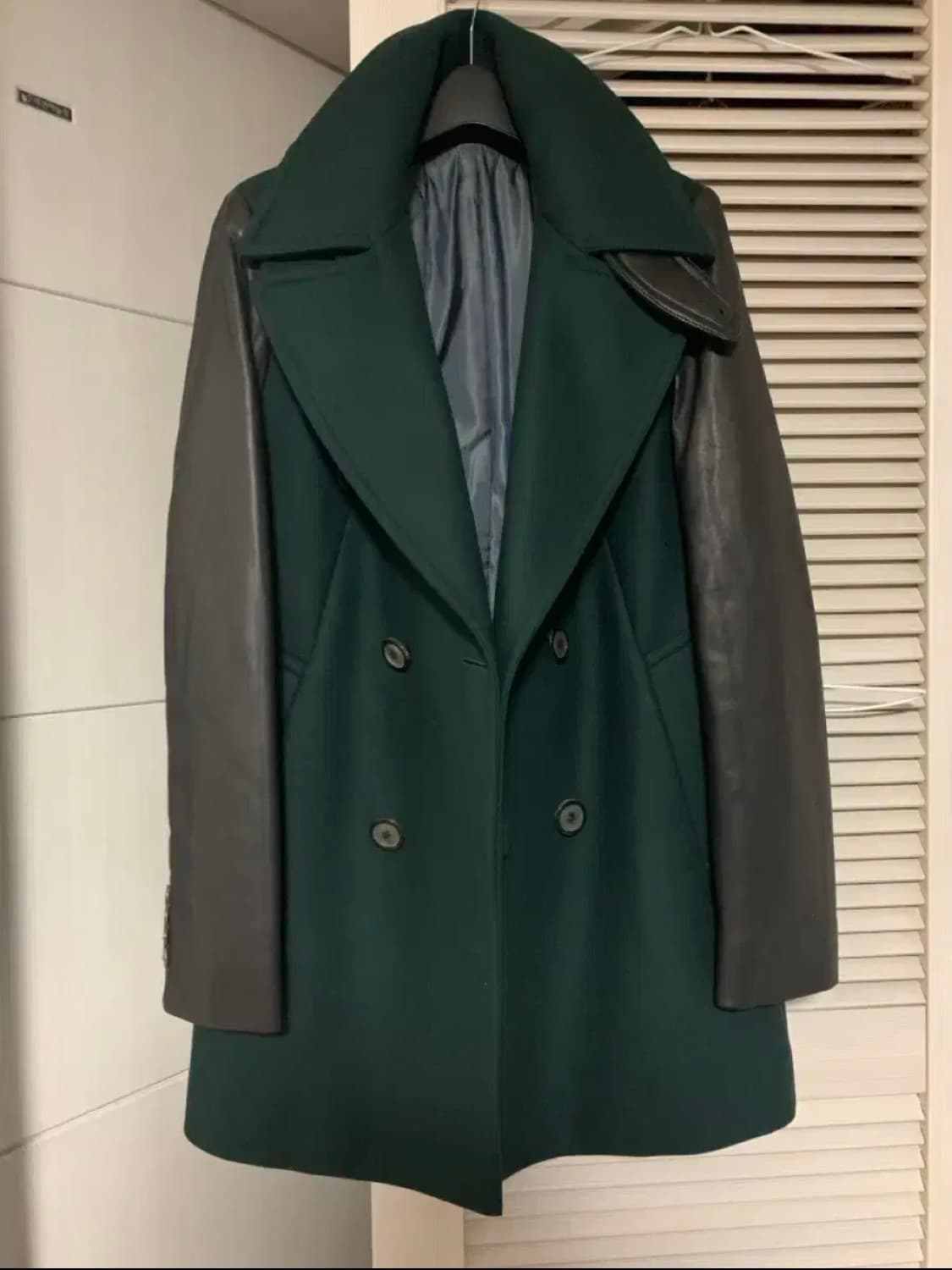 (미사용품) 솔리드옴므 팔가죽 더블코트 상품이미지1