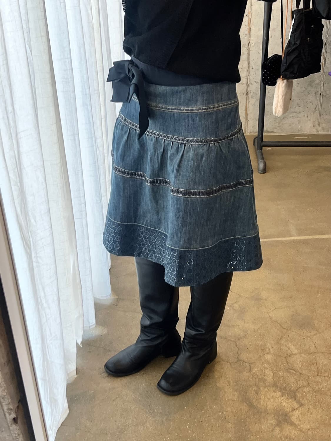 TO BE CHIC 리본 데님 스커트 상품이미지3