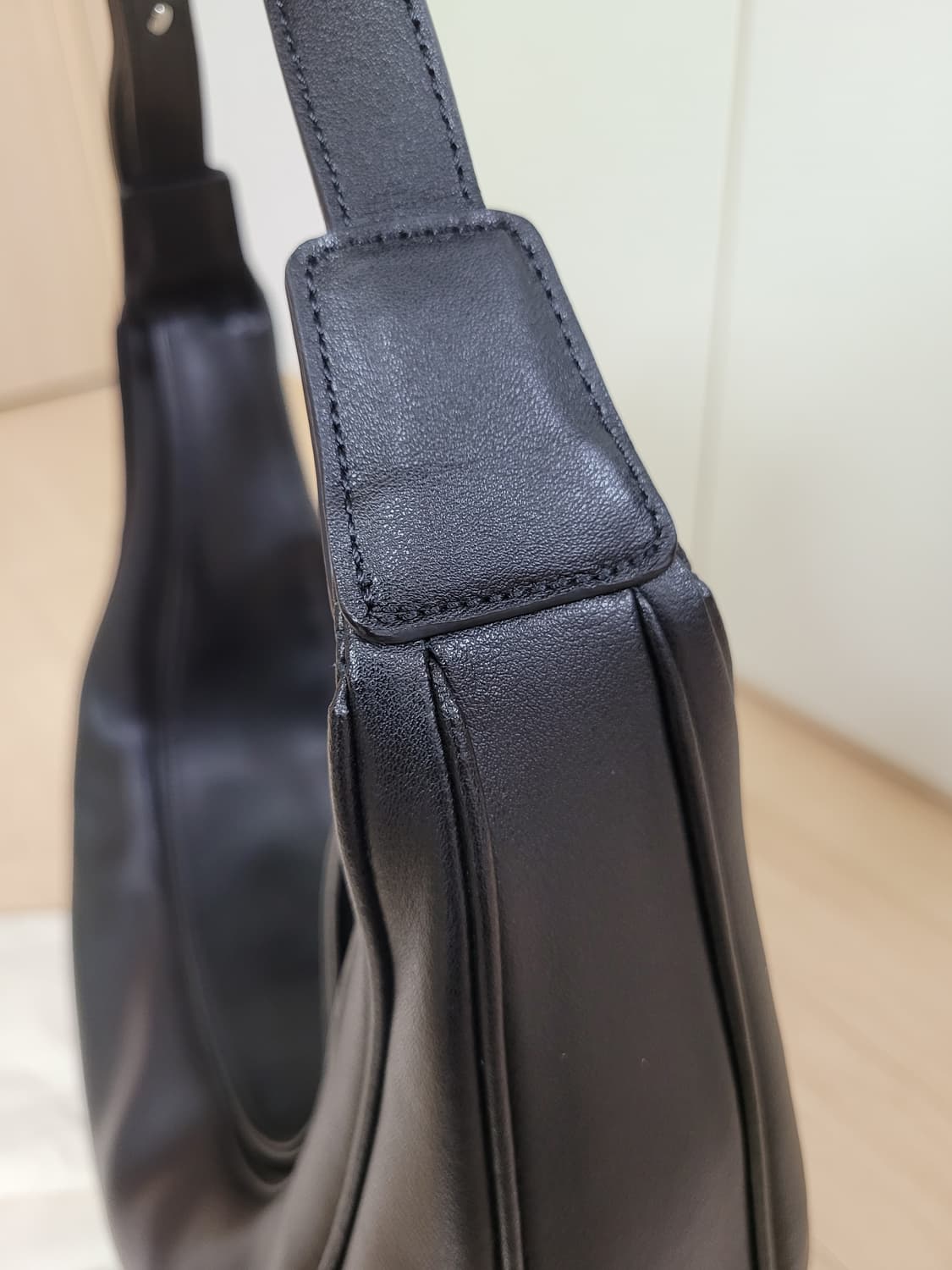 엘바테게브 Elbategev 오스트라백 블랙 (호보백) 상품이미지7