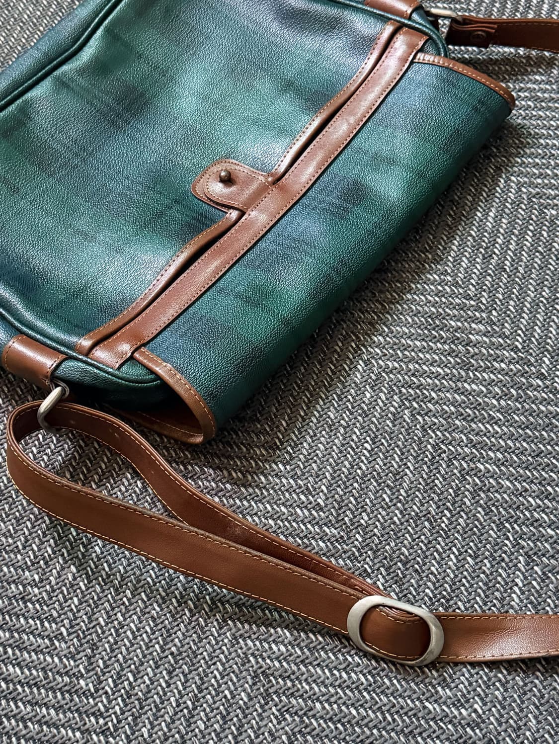 폴로 랄프로렌 블랙와치 메신저 숄더백 상품이미지4