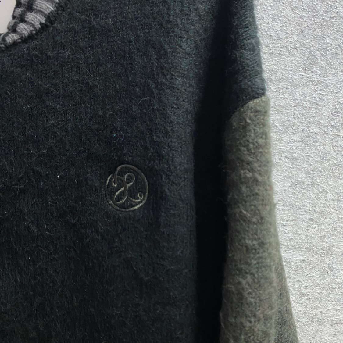 엑스톤즈 투톤 퍼피 투웨이 니트집업 B3522 상품이미지3