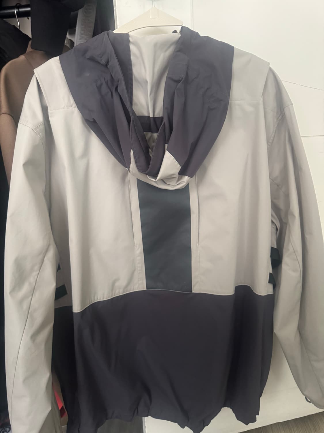 Salomon 자켓 상품이미지2