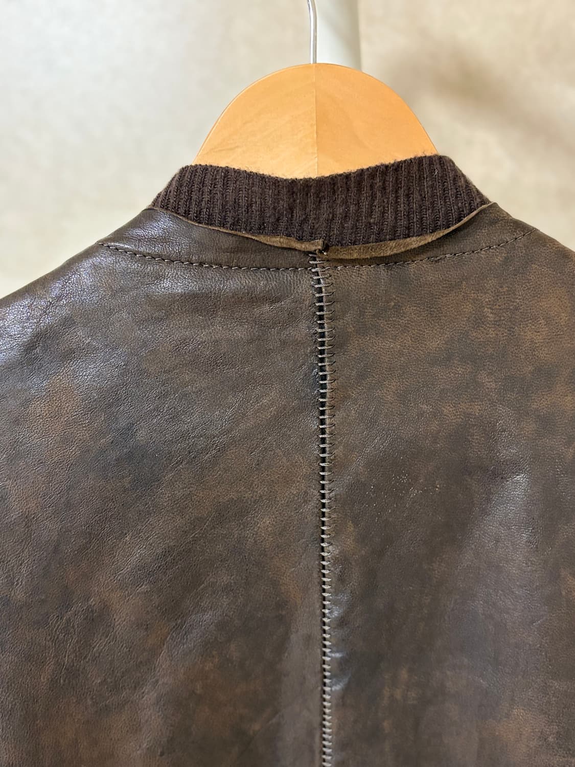 살바토레 산토로 수소봉제 레더 자켓 상품이미지7