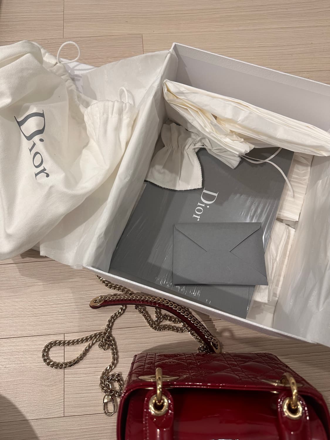 레이디 디올 미니 백 레드 페이턴트 상품이미지7